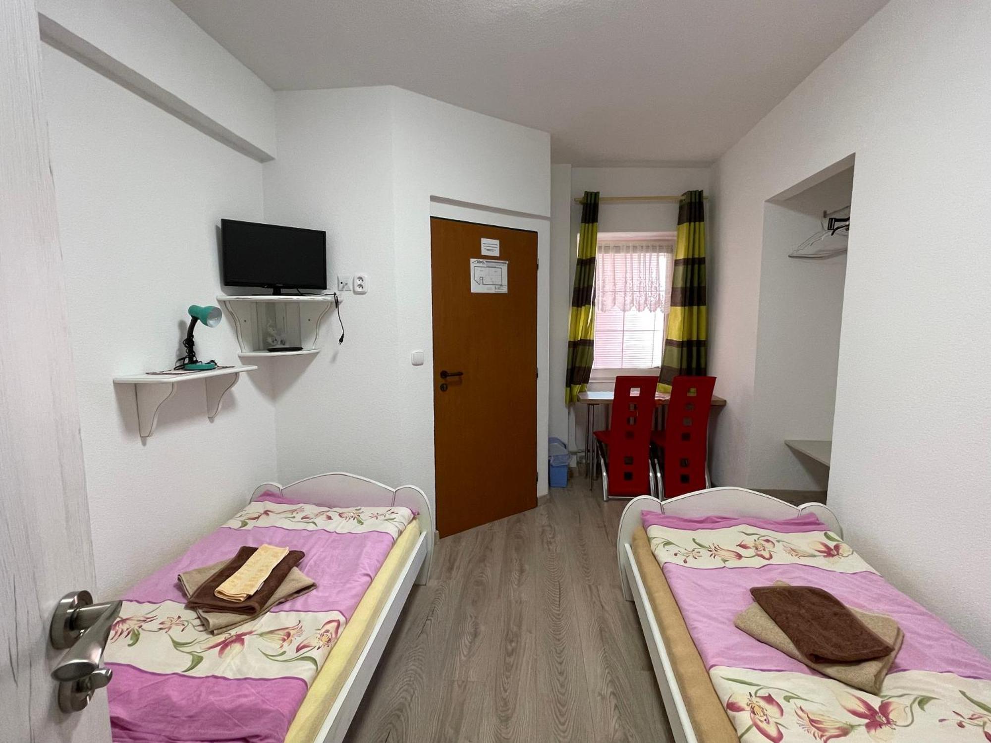 Penzion Pod Zamkom Бойнице Экстерьер фото